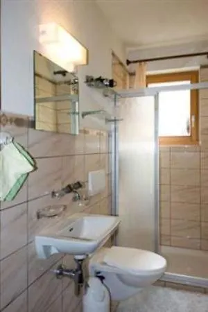 In Chasa Quirin Apartamento *