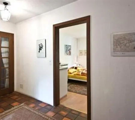 In Chasa Quirin 公寓